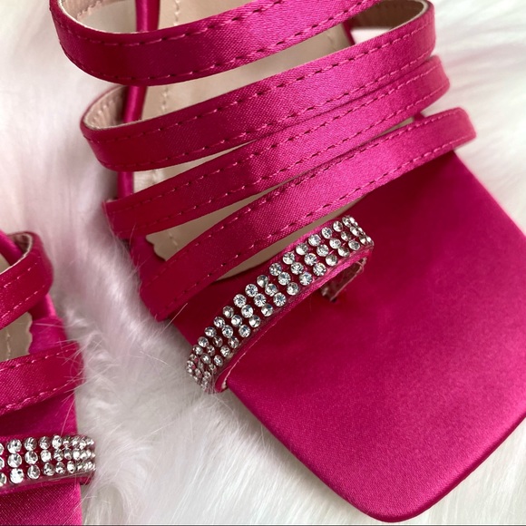 NIB Lulu’s Size 8 Hot Pink Satin Y2K Square Toe Heels with Rhinestones - Picture 8 of 10